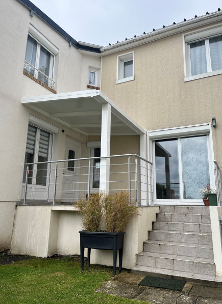 Pergola adossée sur mesure près du Havre